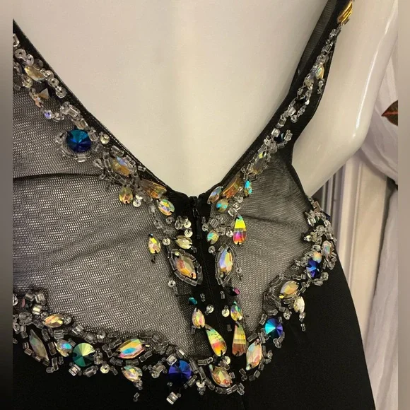 Mac Duggal Prom Event Black Beaded Evening Gown Embellished Bodice Woman Size 4 - Picture 6 of 16